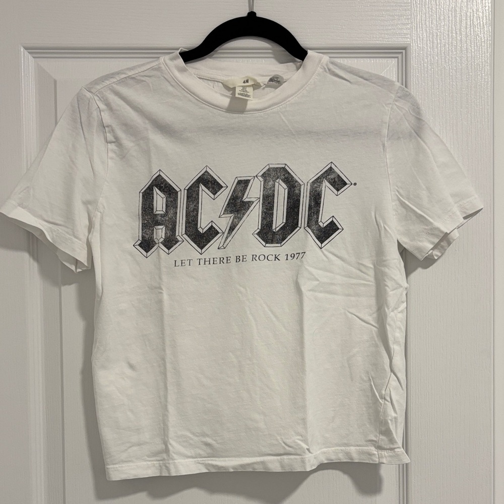 H&M Classic White T-Shirt